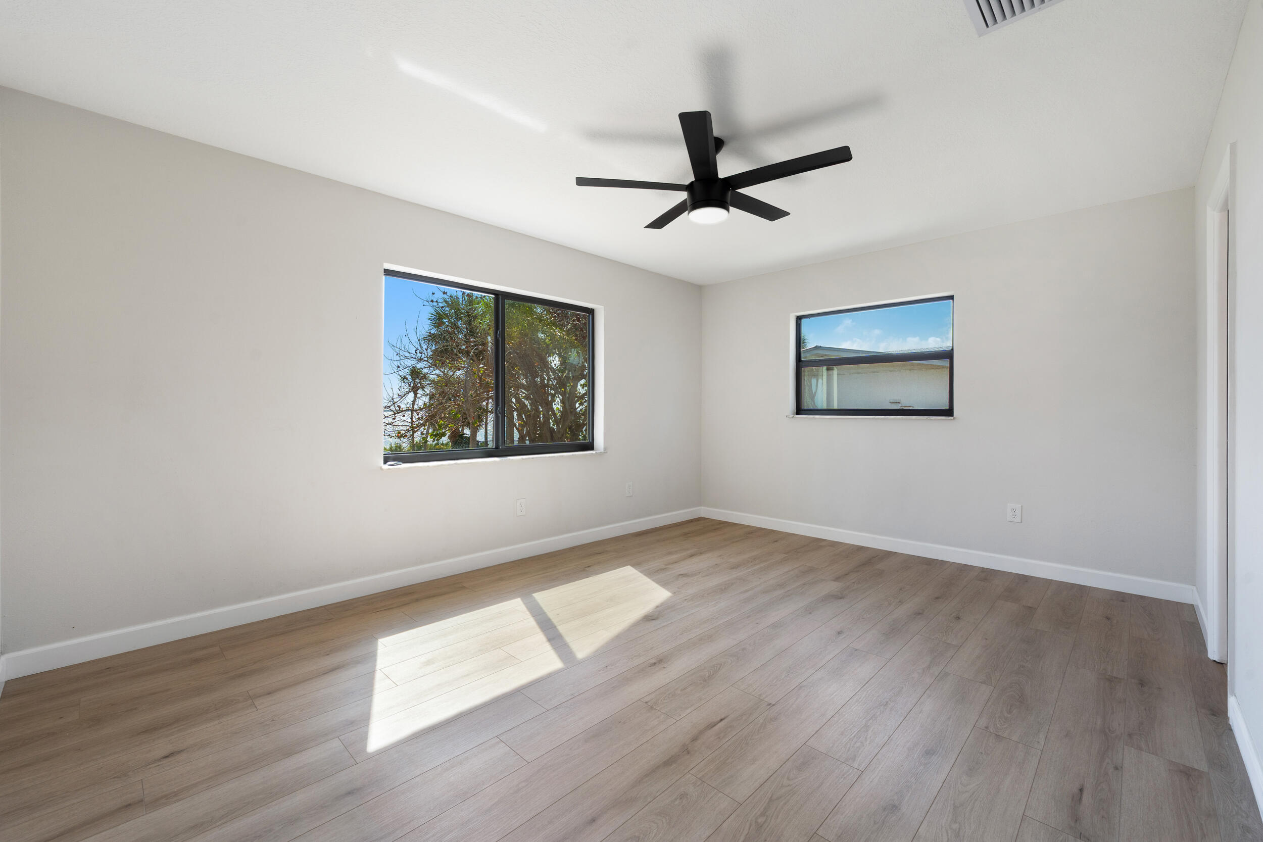 METES AND BOUNDS - Residential Lease
