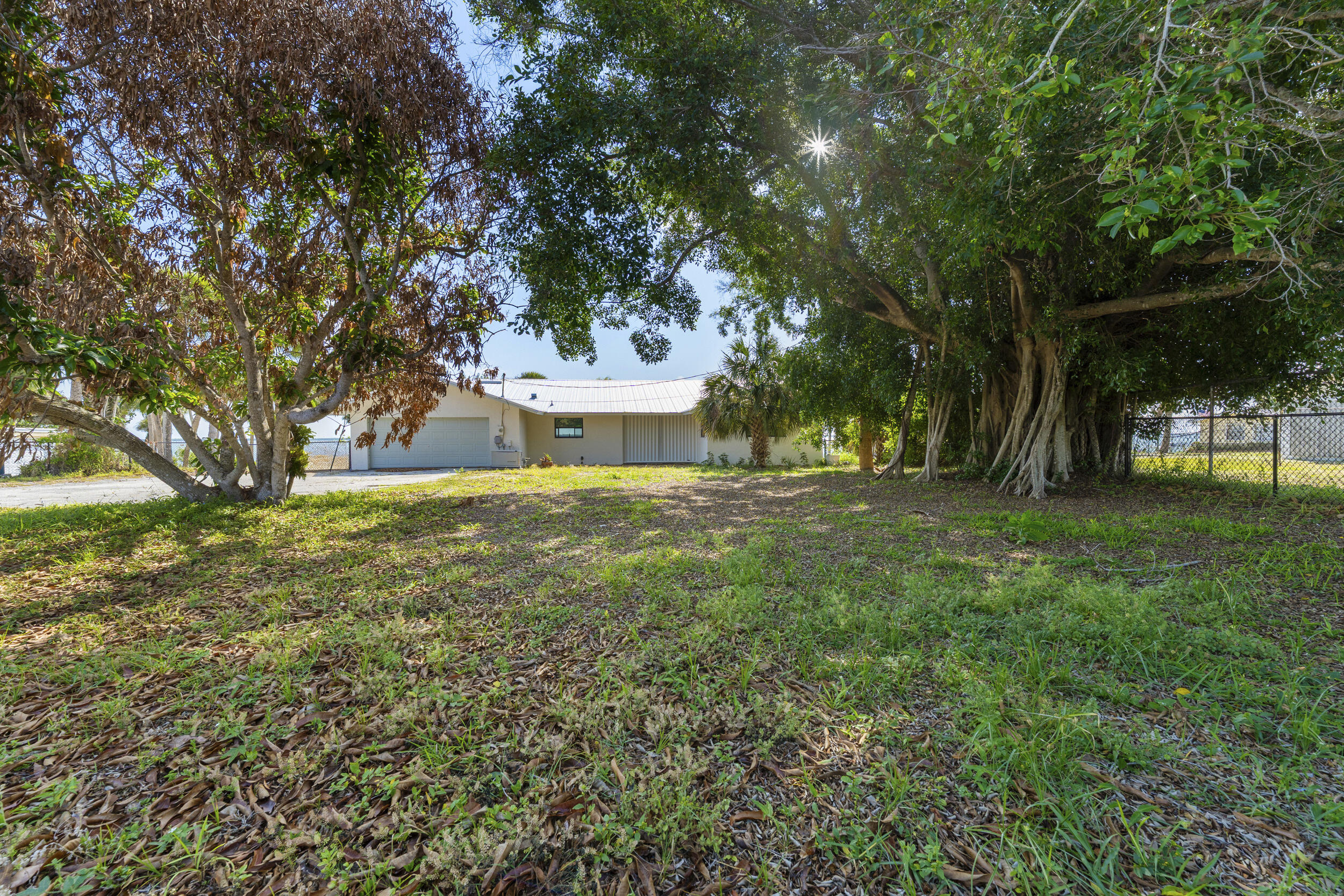 METES AND BOUNDS - Residential Lease