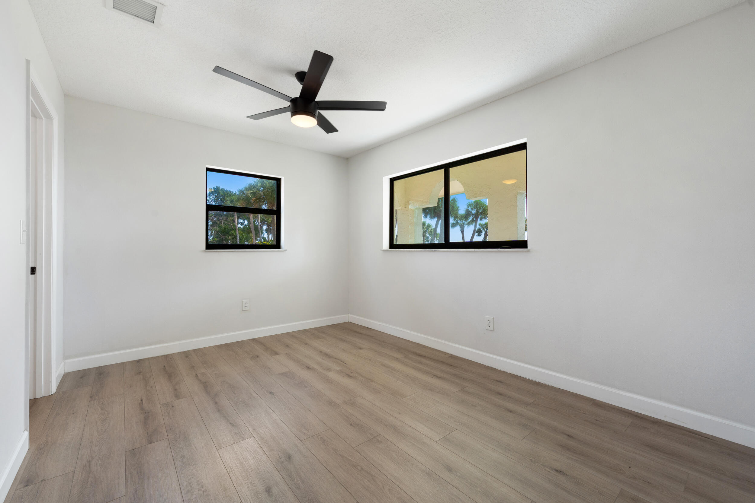 METES AND BOUNDS - Residential Lease