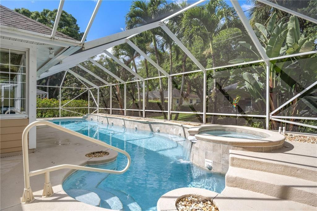 HIDDEN OAKS SUBDIVISION - Residential