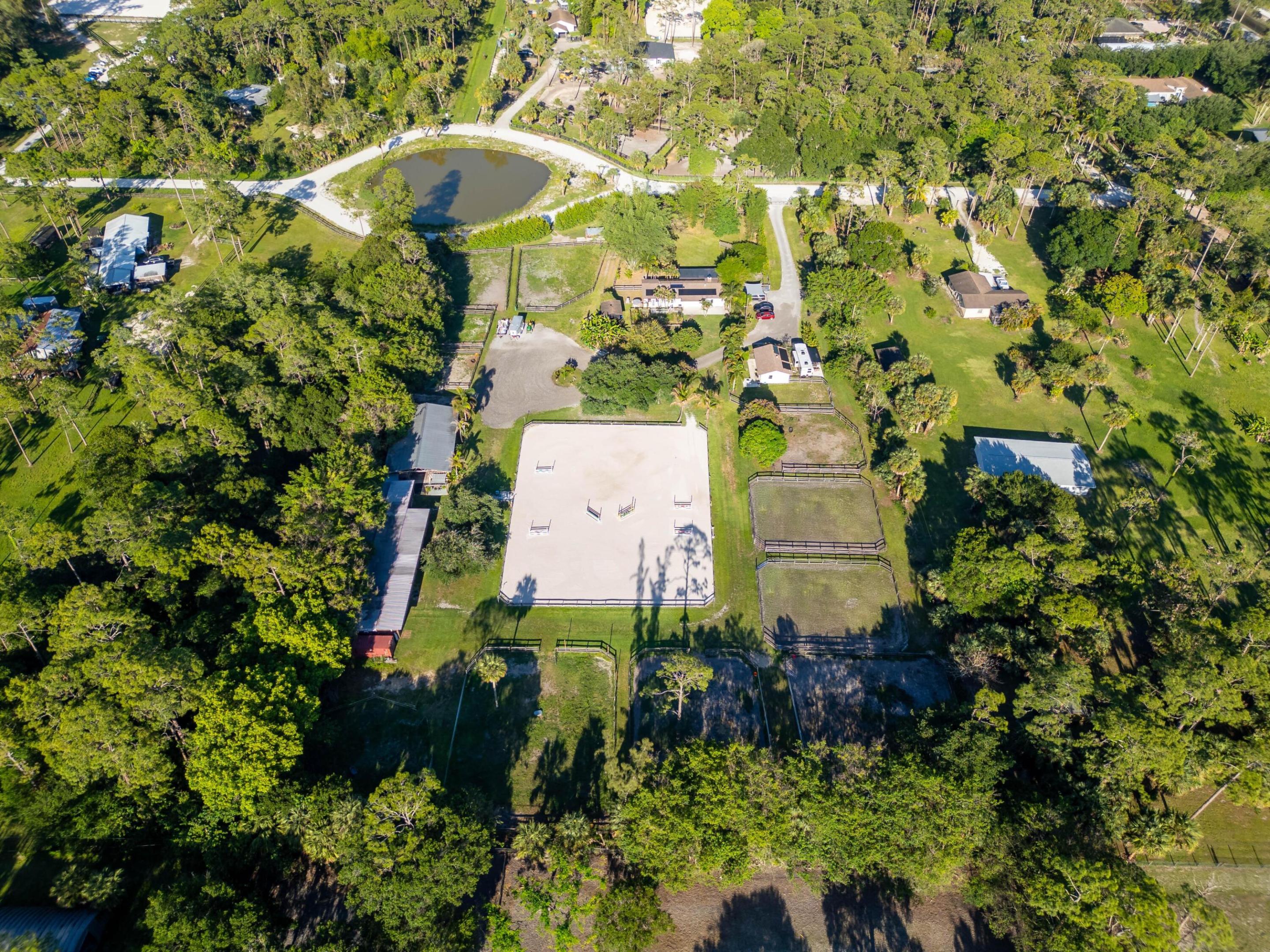 LOXAHATCHEE GROVES - Residential
