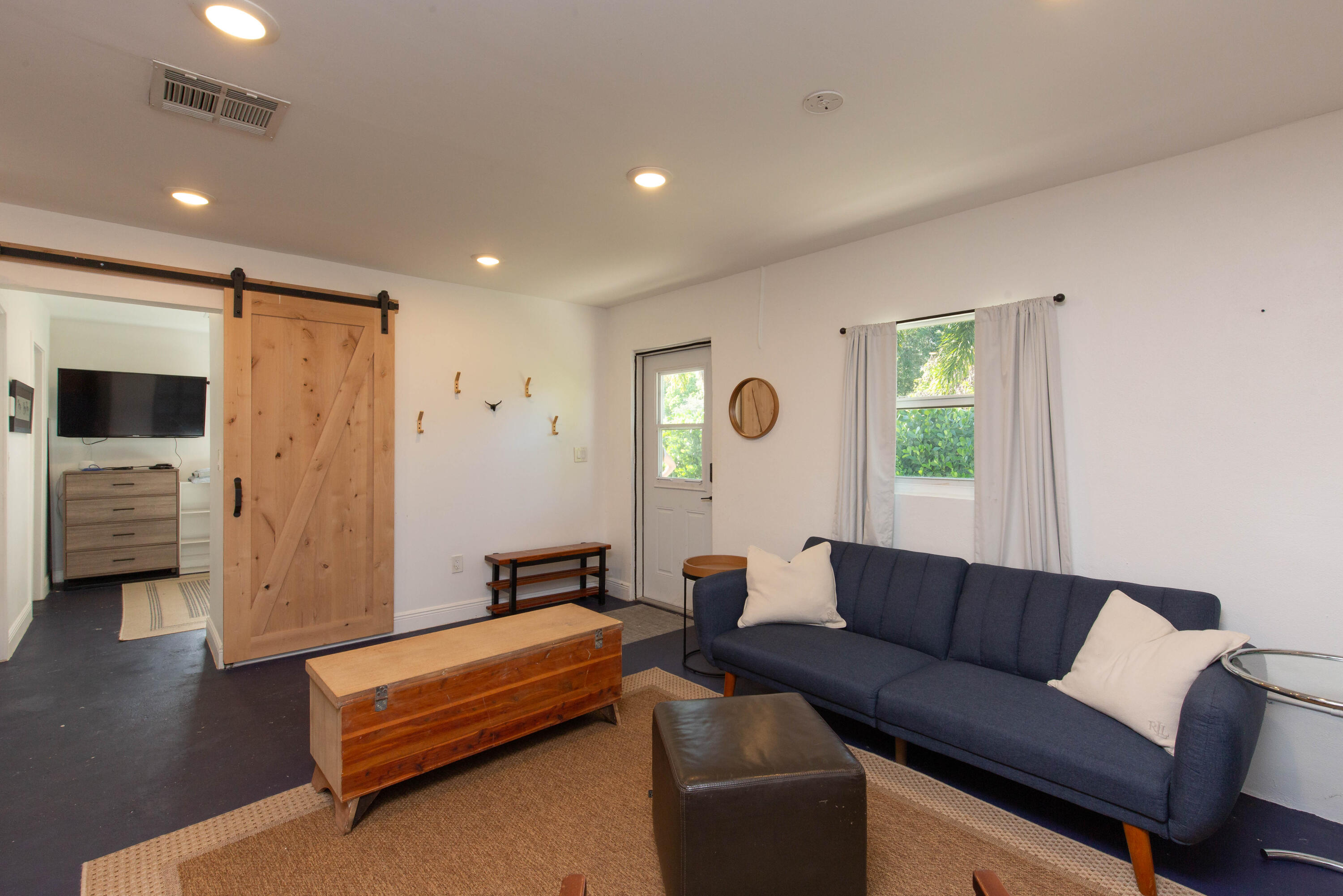 LOXAHATCHEE GROVES - Residential
