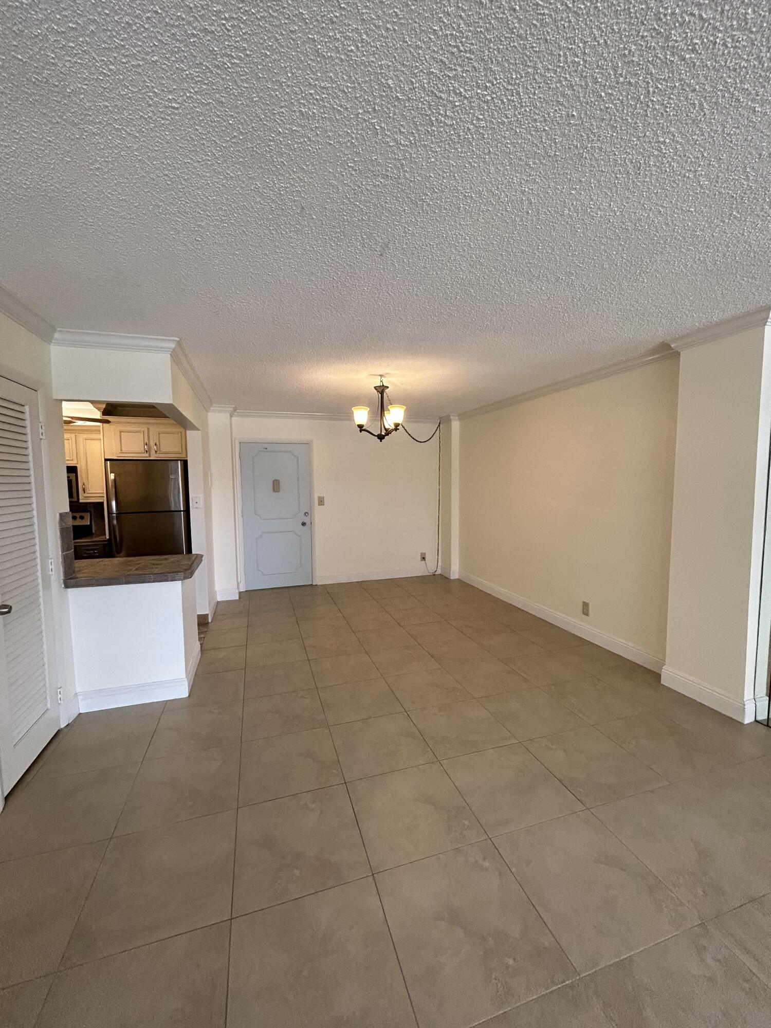JAMAICA HOUSE CONDOMINIUM - Residential Lease