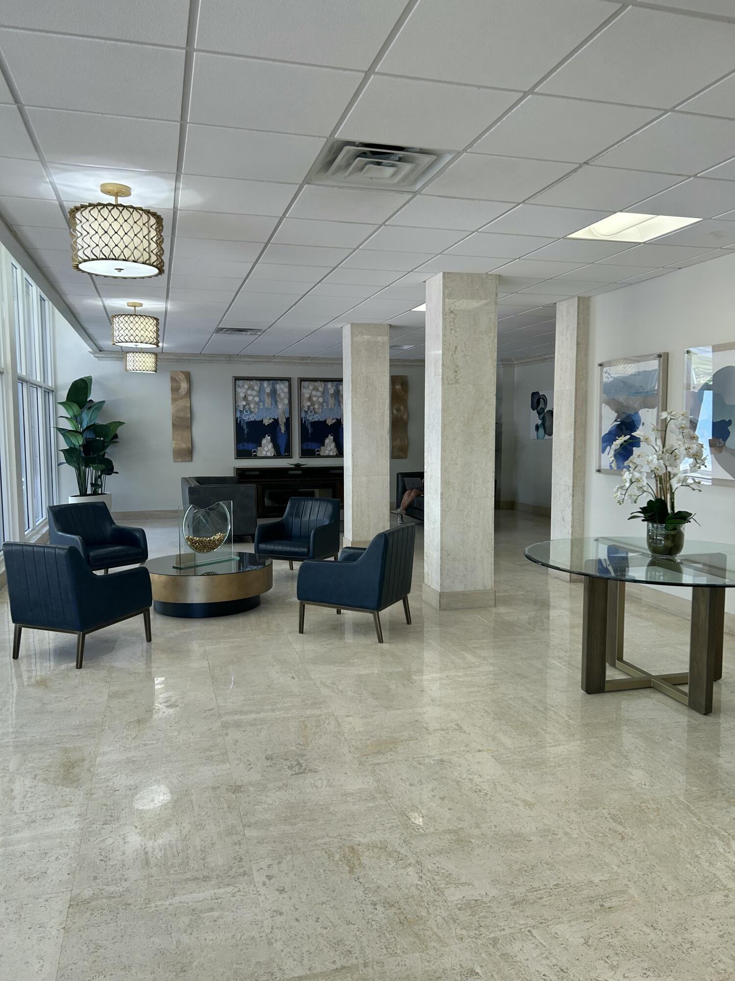 JAMAICA HOUSE CONDOMINIUM - Residential Lease