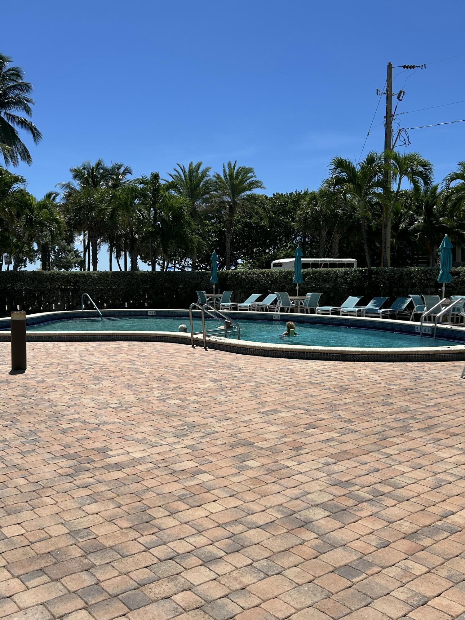 JAMAICA HOUSE CONDOMINIUM - Residential Lease