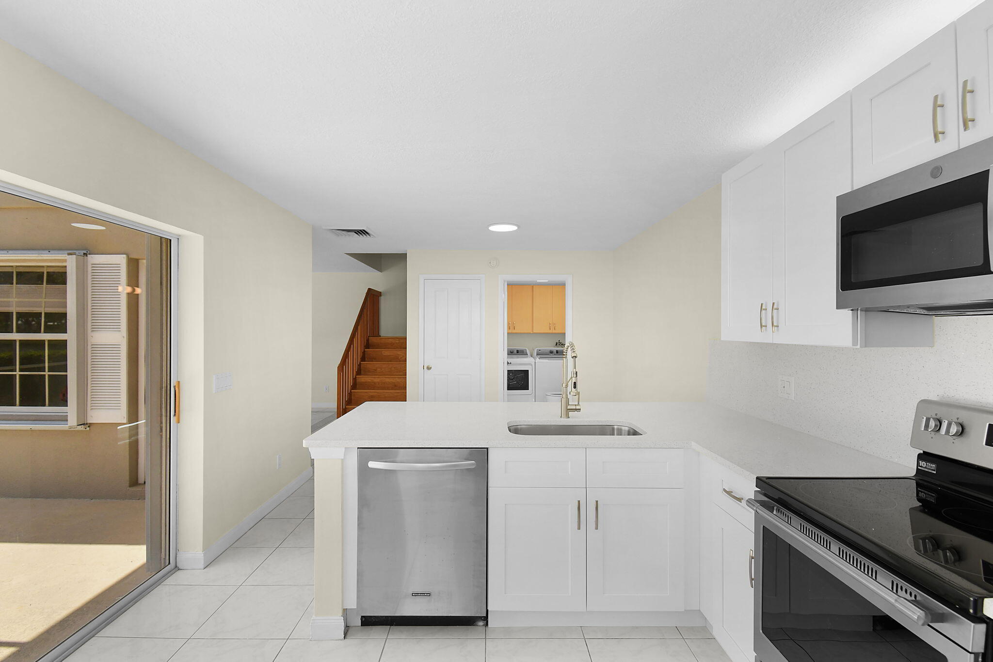 THE MEADOWS AT MARTIN DOWNS - Residential Lease