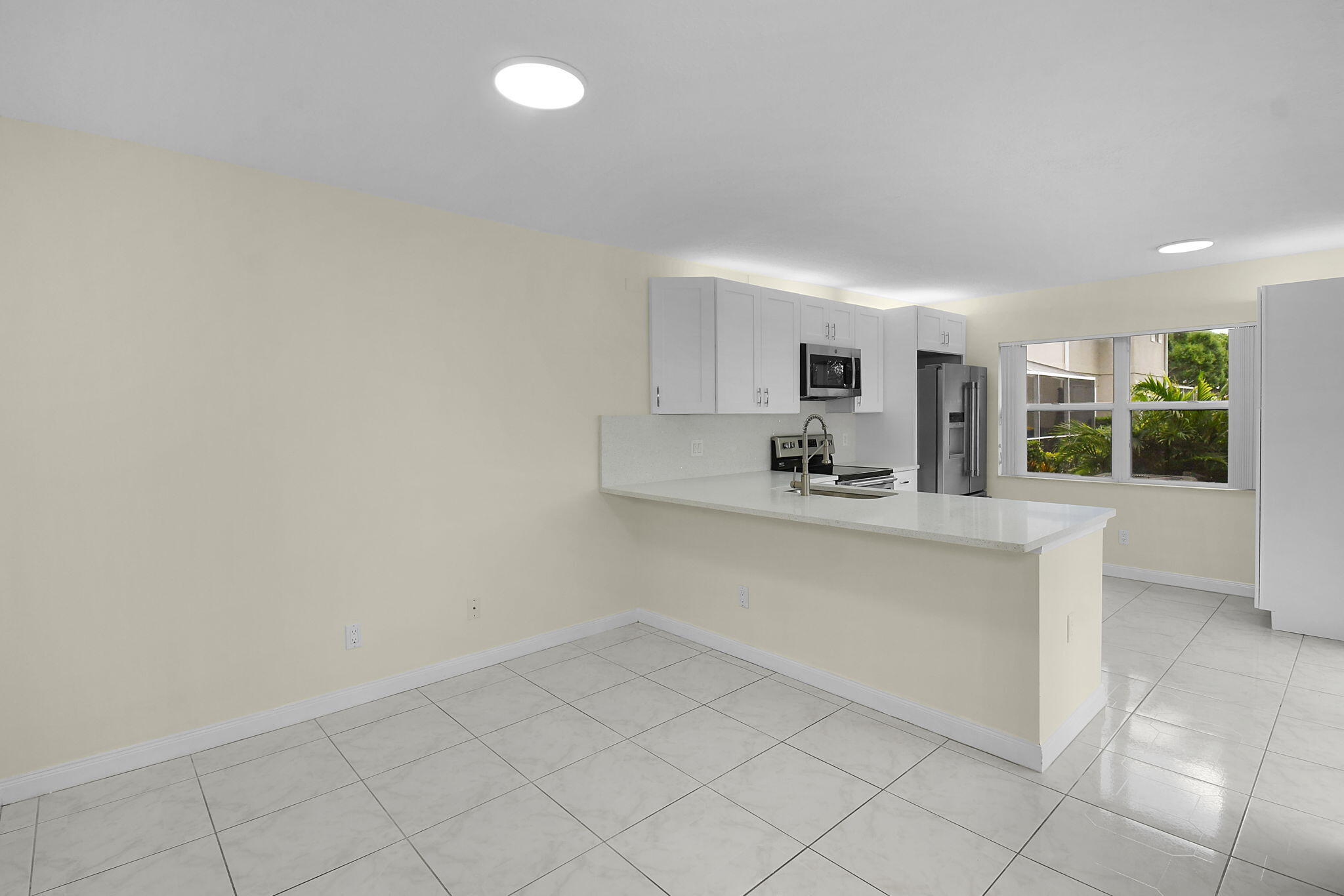 THE MEADOWS AT MARTIN DOWNS - Residential Lease