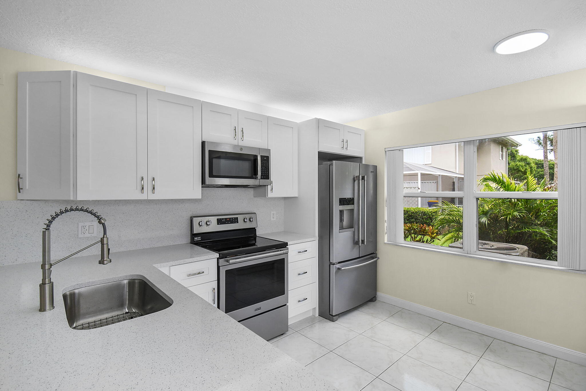 THE MEADOWS AT MARTIN DOWNS - Residential Lease