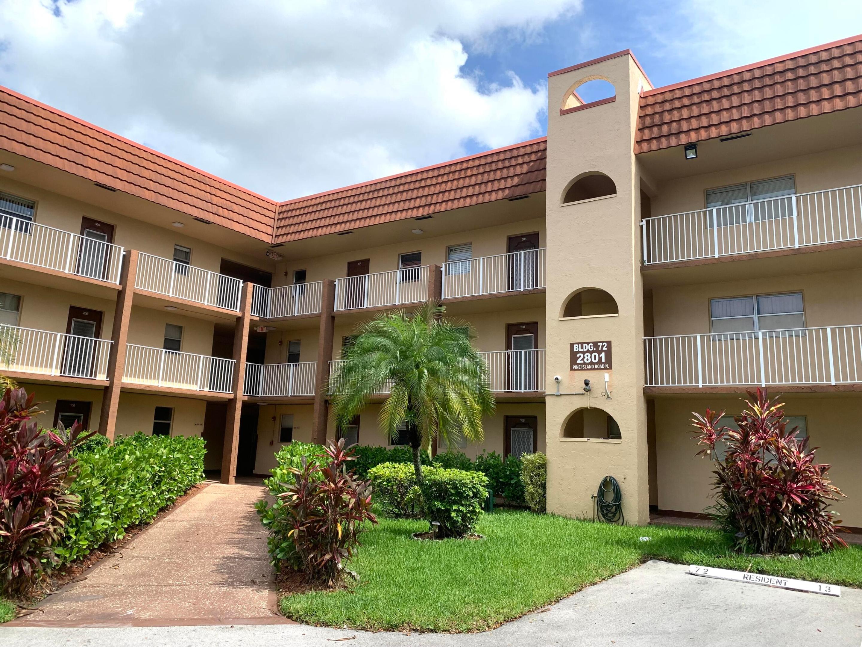 SUNRISE LAKES 72 CONDO - Residential