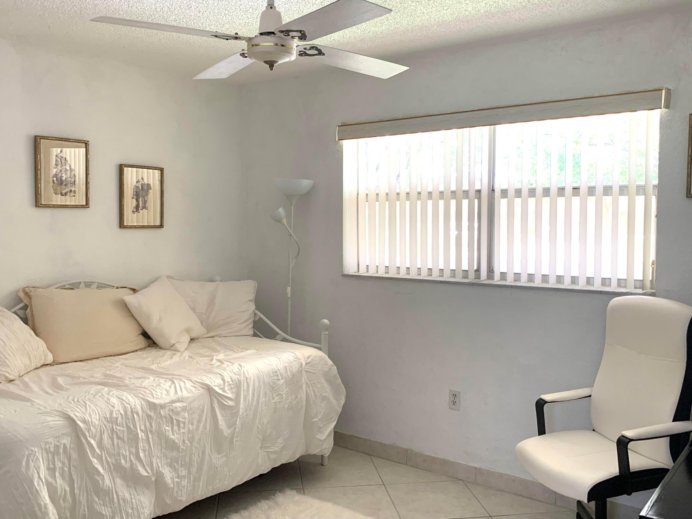 SUNRISE LAKES 72 CONDO - Residential
