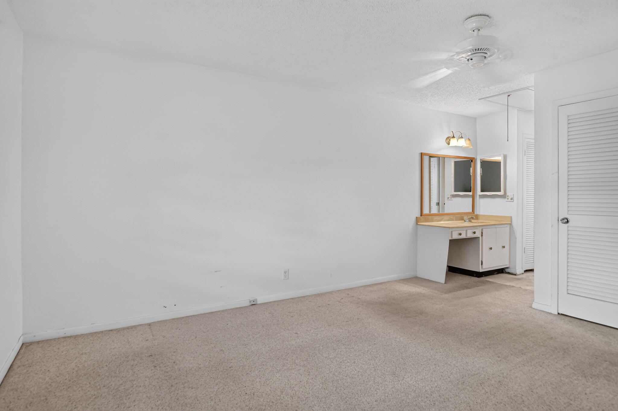 BOCA LAKES CONDO - Residential