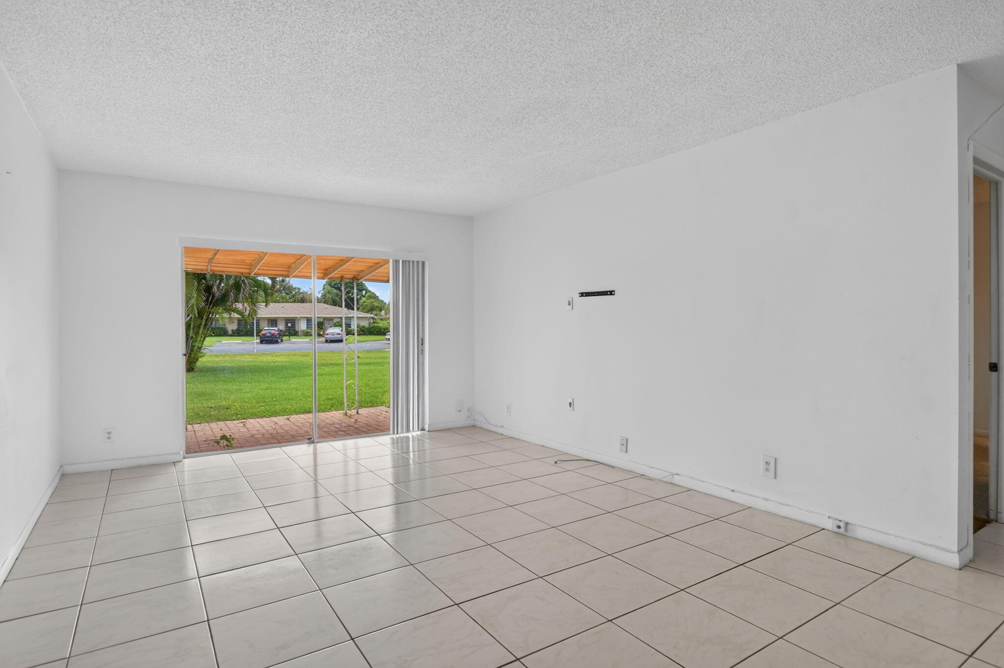 BOCA LAKES CONDO - Residential