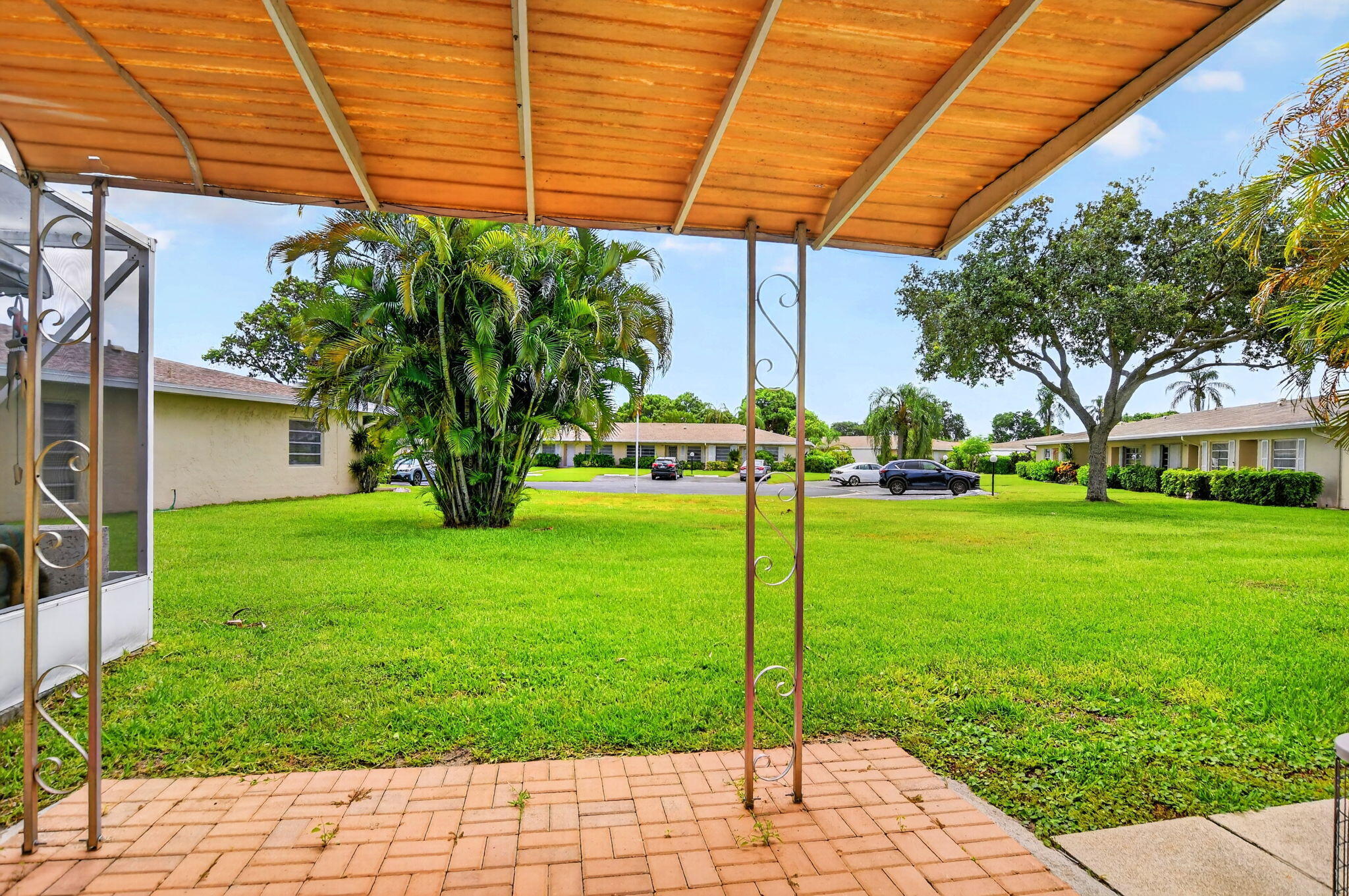 BOCA LAKES CONDO - Residential
