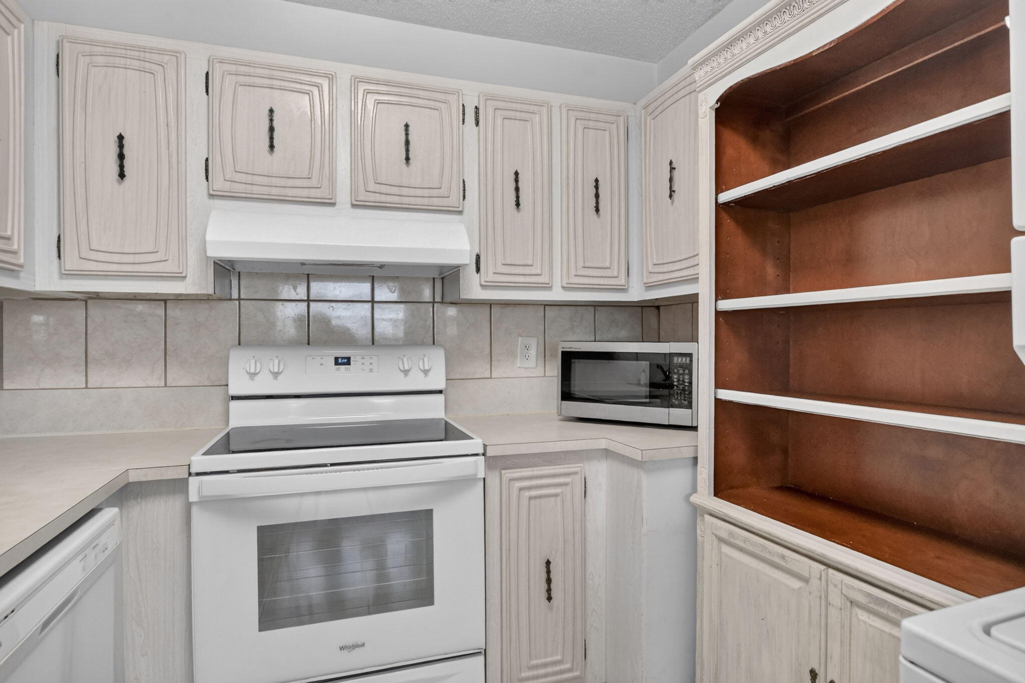 BOCA LAKES CONDO - Residential