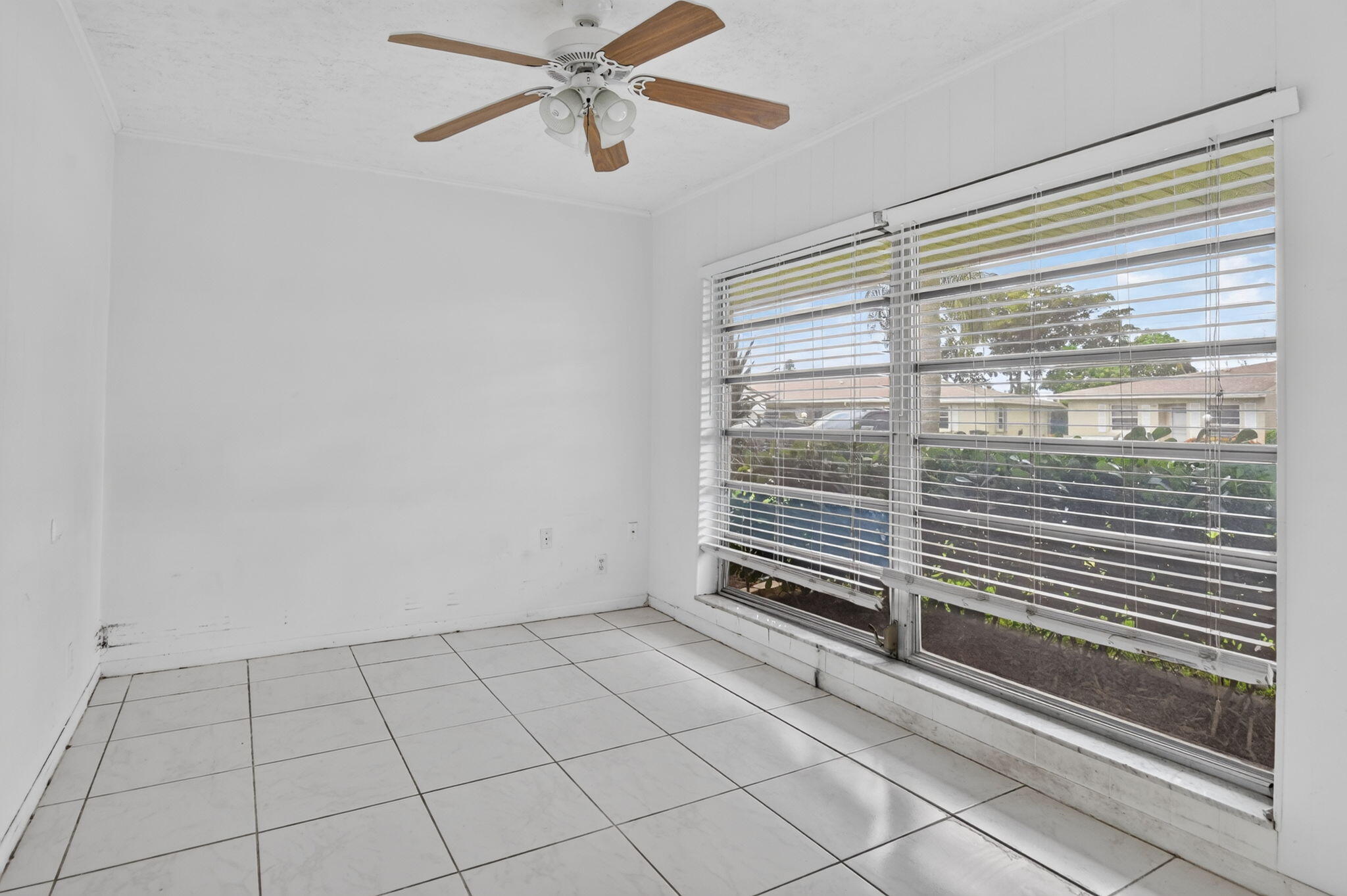 BOCA LAKES CONDO - Residential