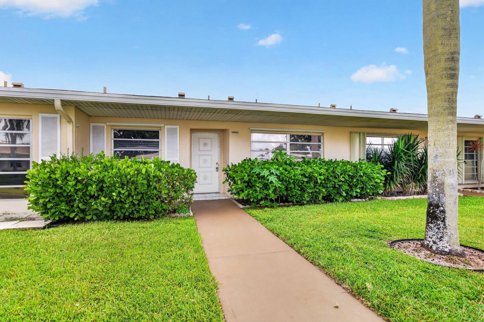 BOCA LAKES CONDO - Residential