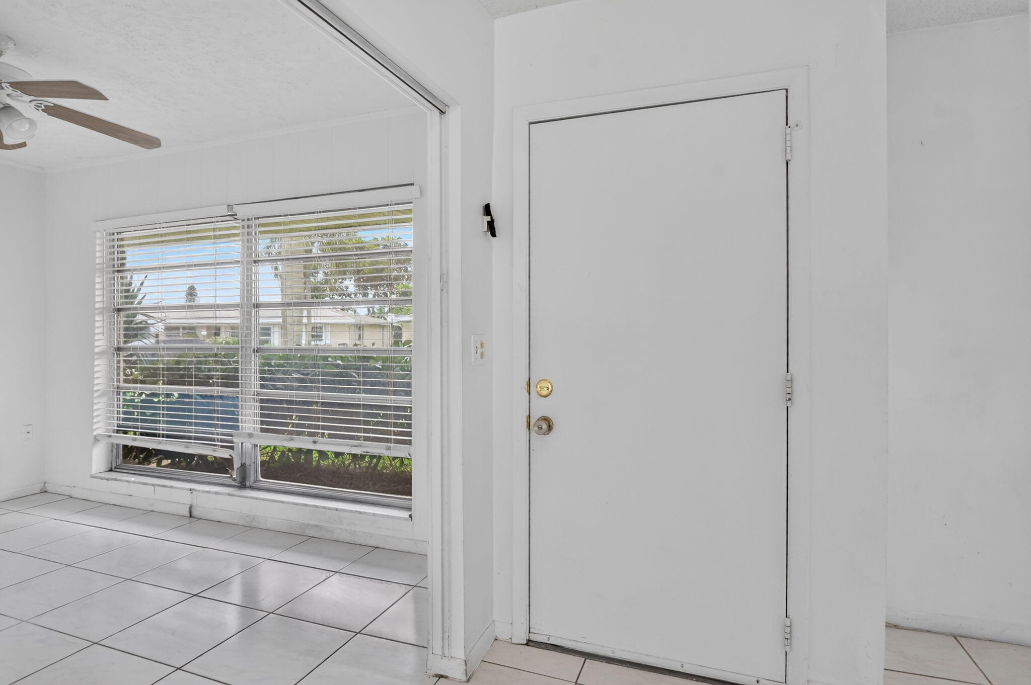 BOCA LAKES CONDO - Residential