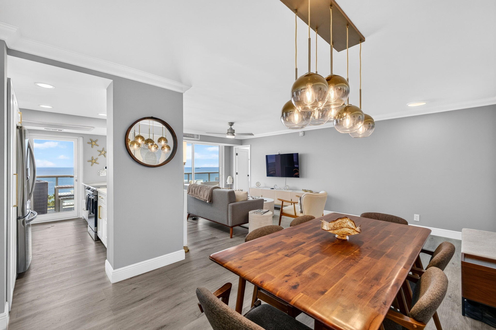 VANTAGE VIEW - Residential