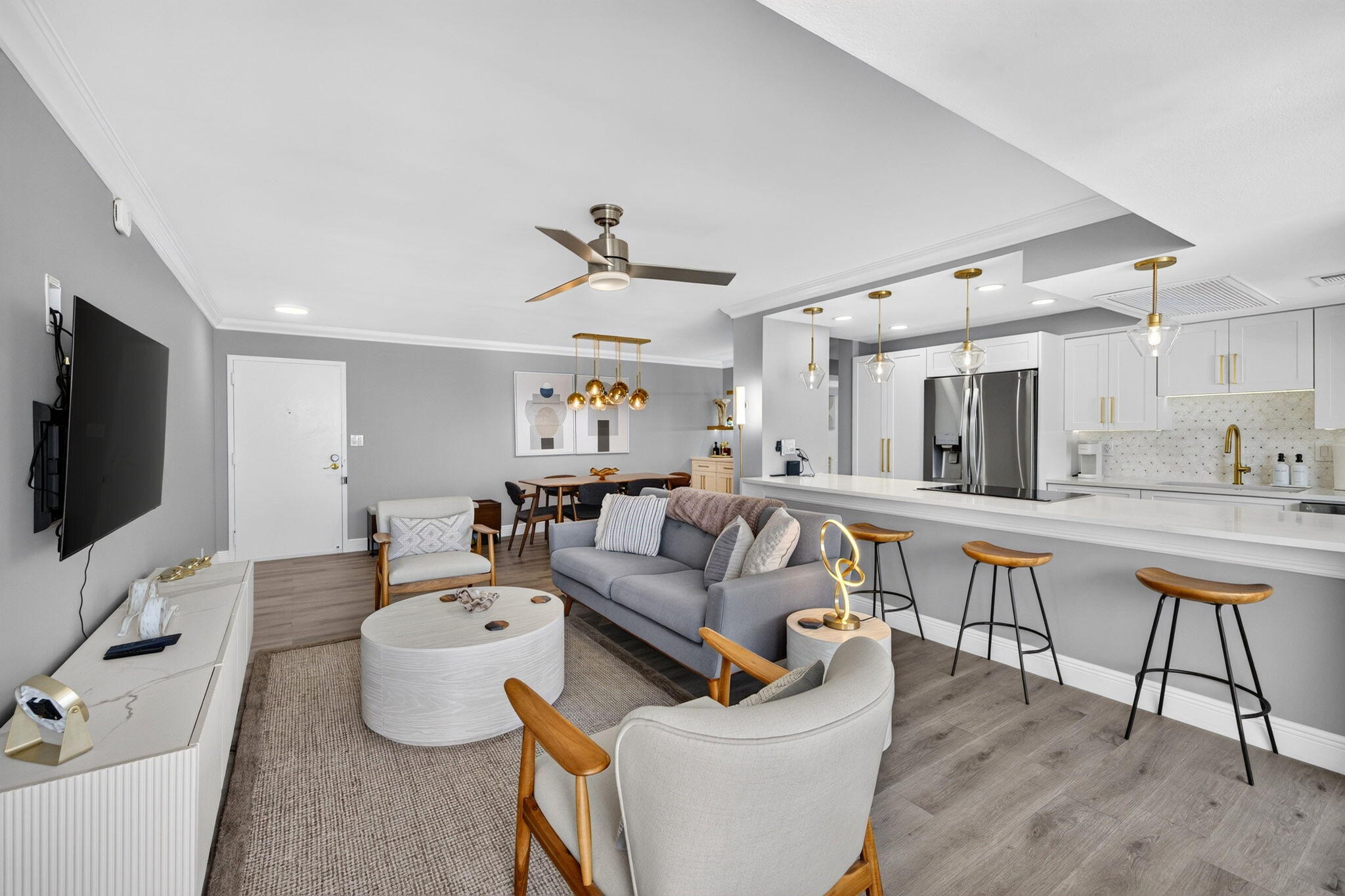 VANTAGE VIEW - Residential