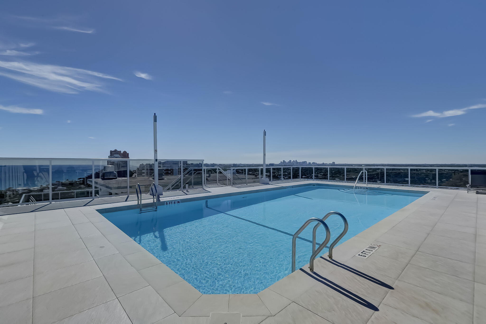 VANTAGE VIEW - Residential