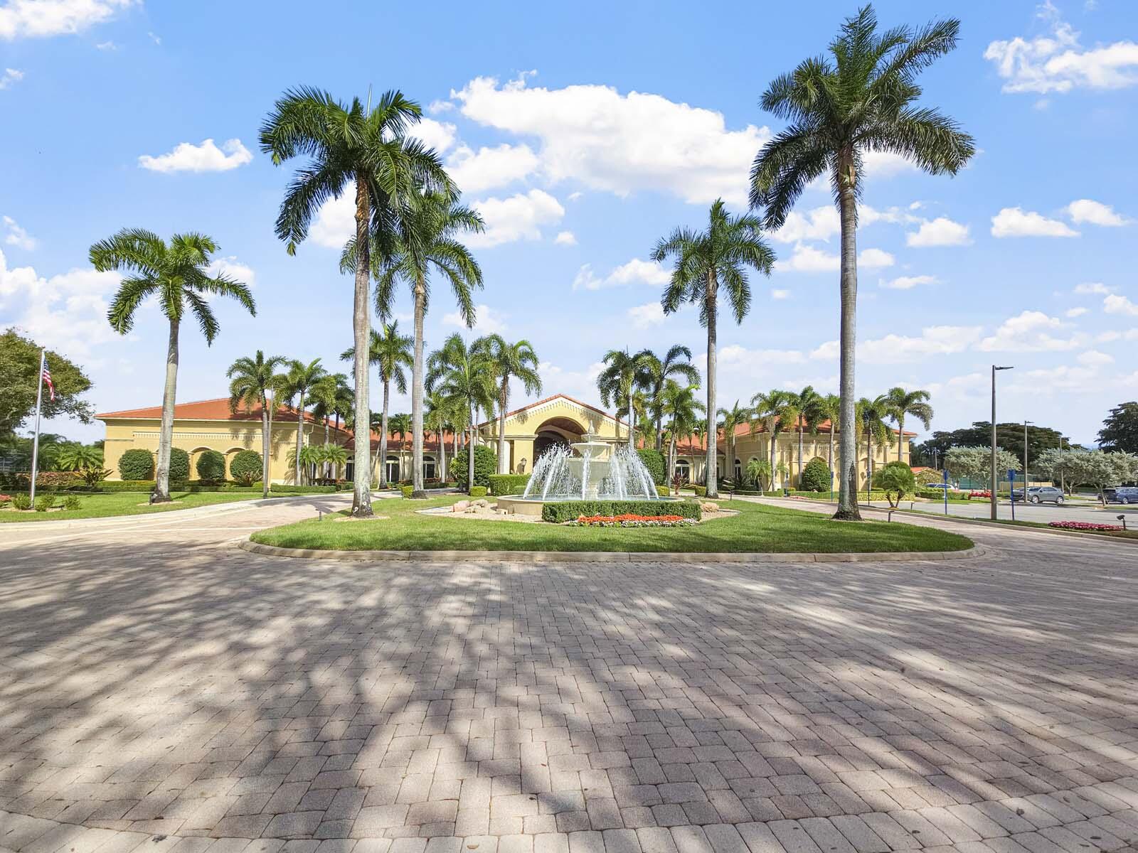 CASCADE LAKES - Residential
