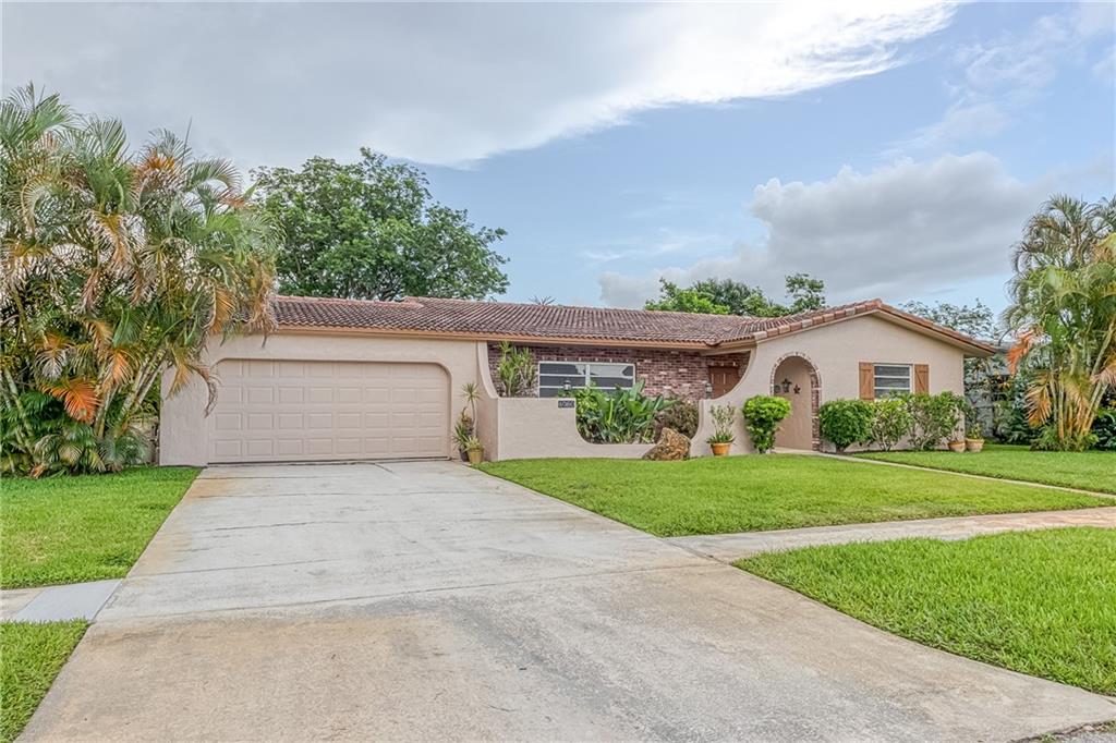 Coconut Creek 9th Sec 69- - Residential