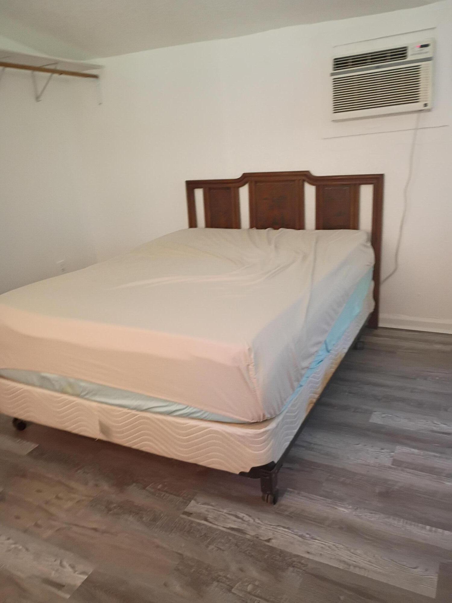 GREENACRES 1 - Residential Lease