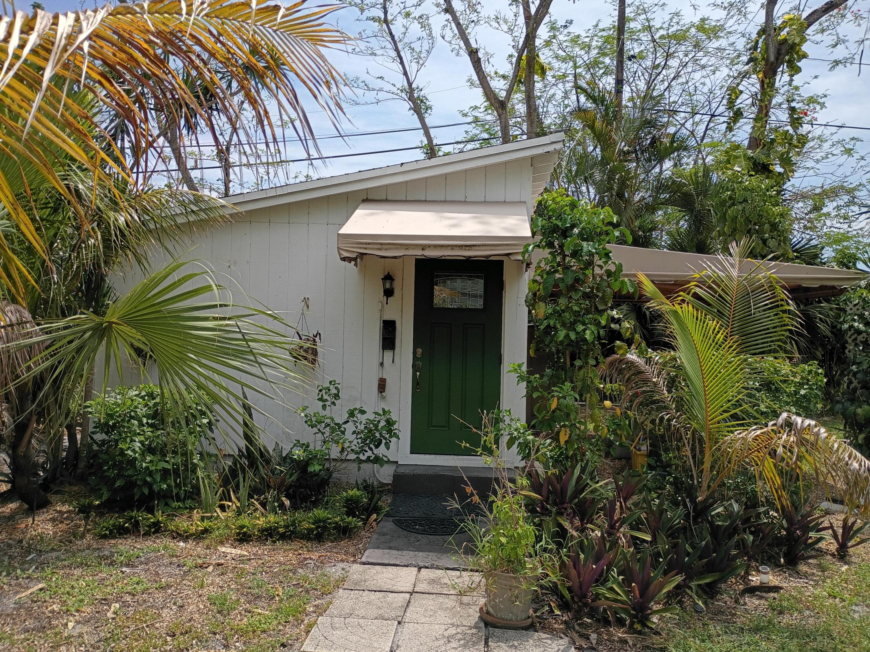 GREENACRES 1 - Residential Lease