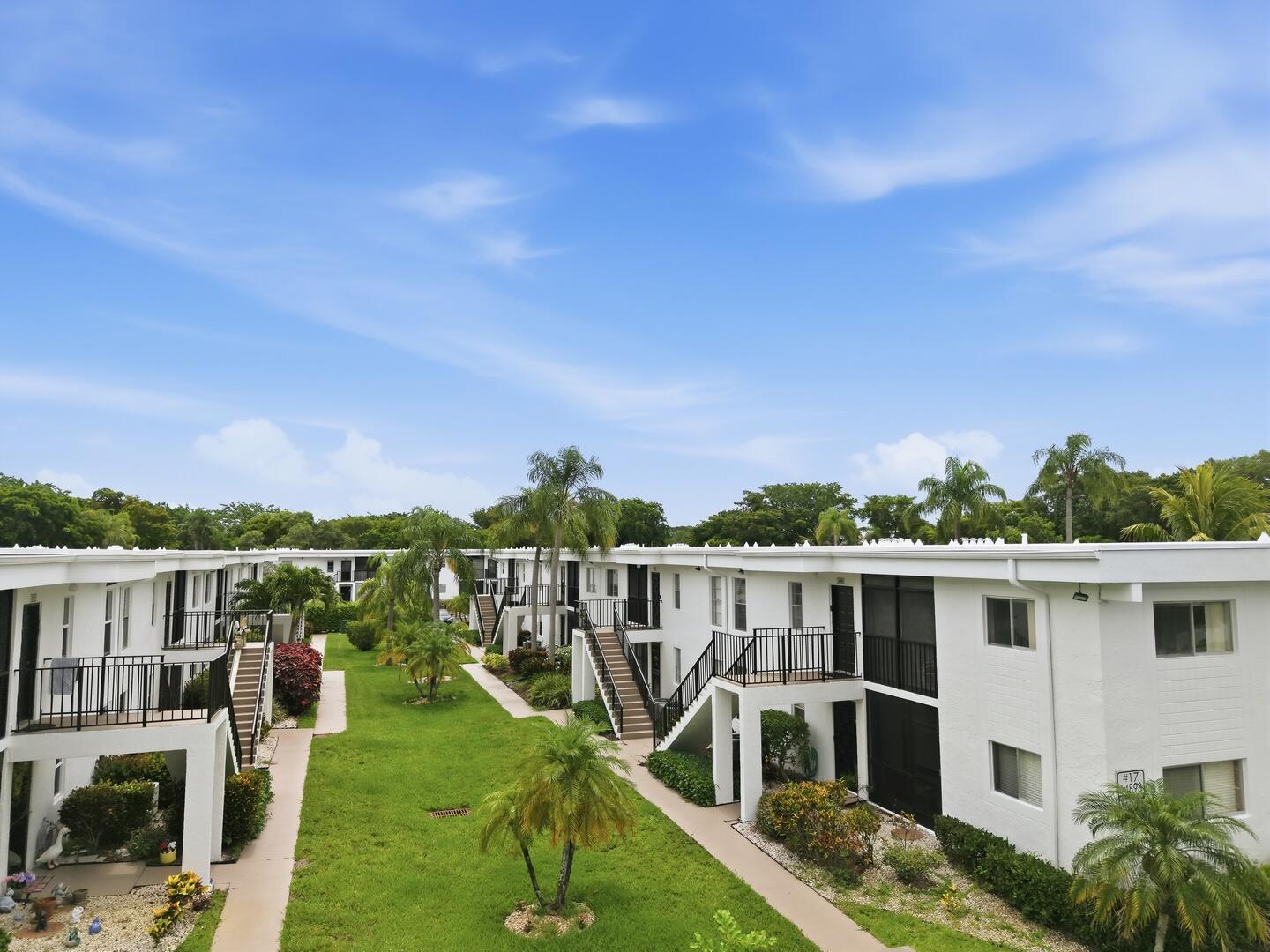 INTERNATIONAL CLUB - Residential