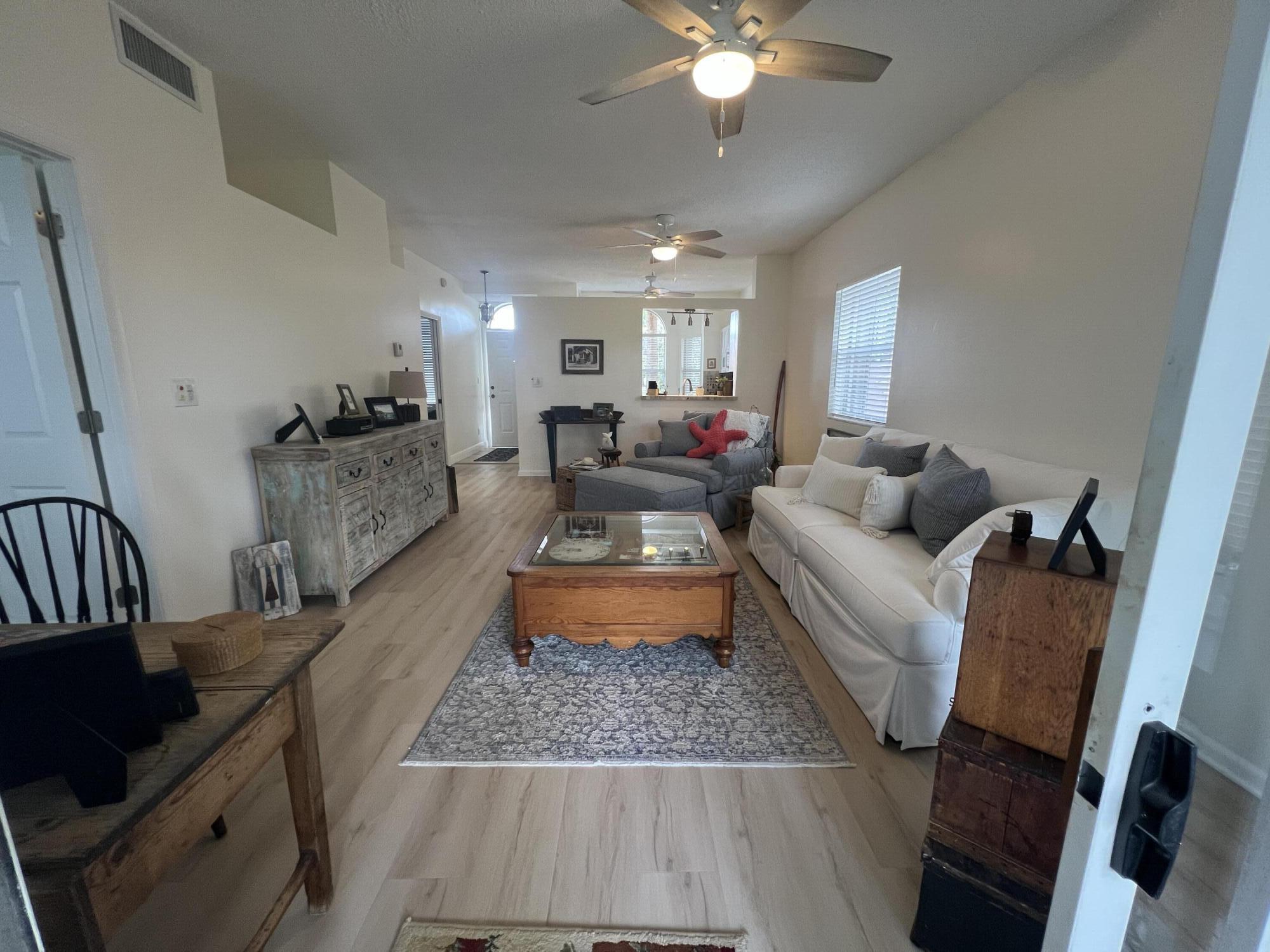 THE LITTLE CLUB CONDO - Residential