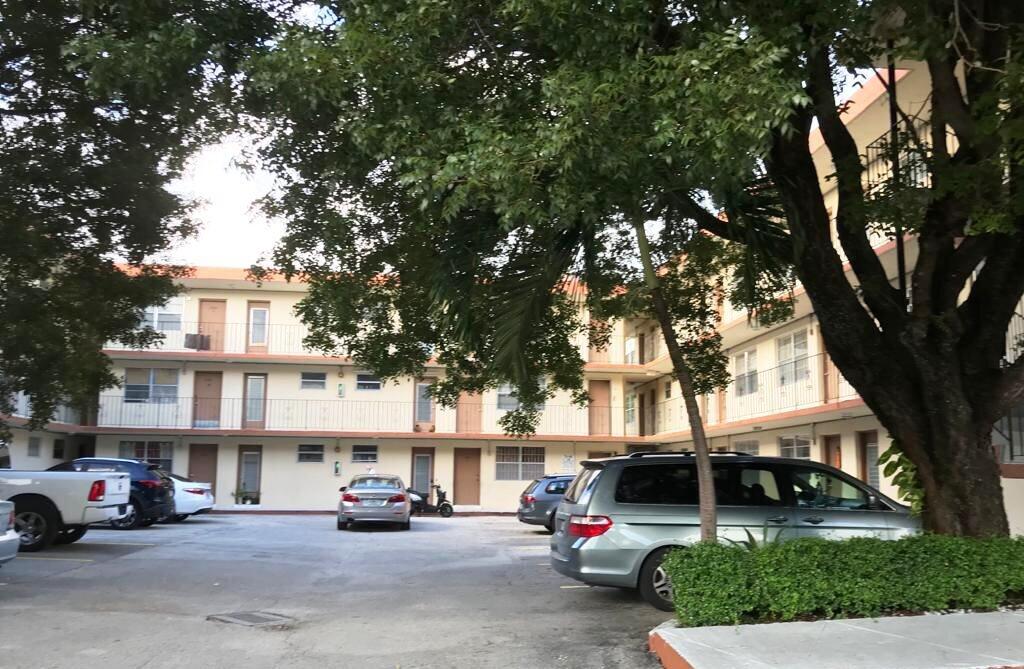 TRAIL GARDENS CONDO - Residential Lease