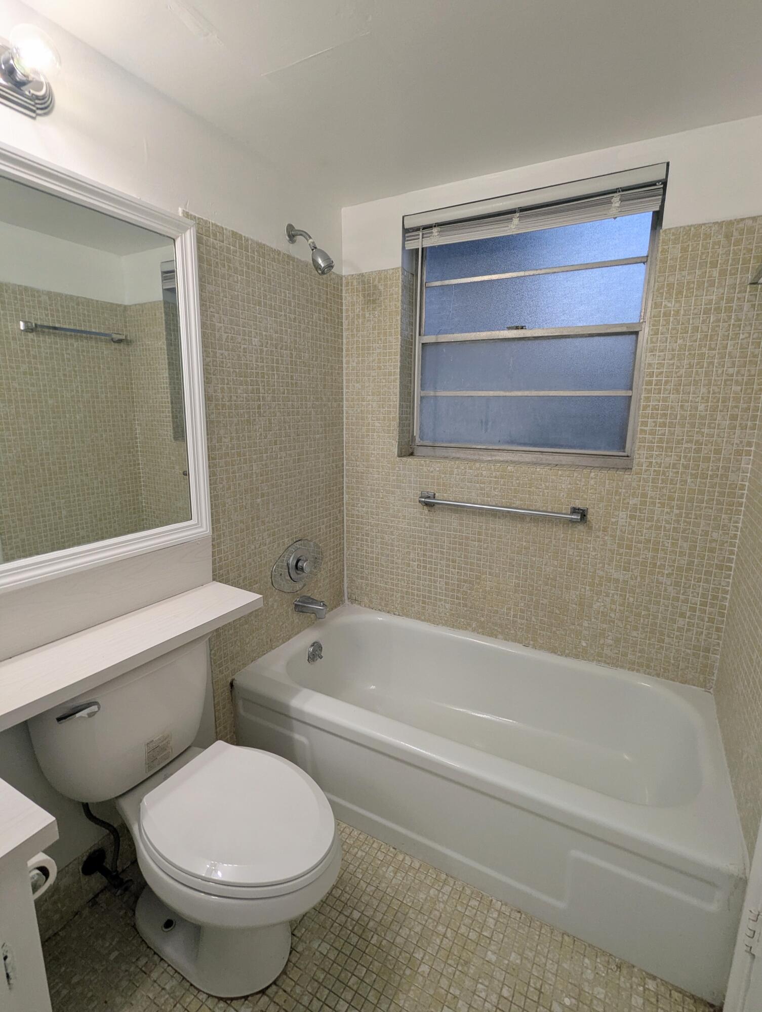 SHEFFIELD CONDOS A TO Q - Residential Lease