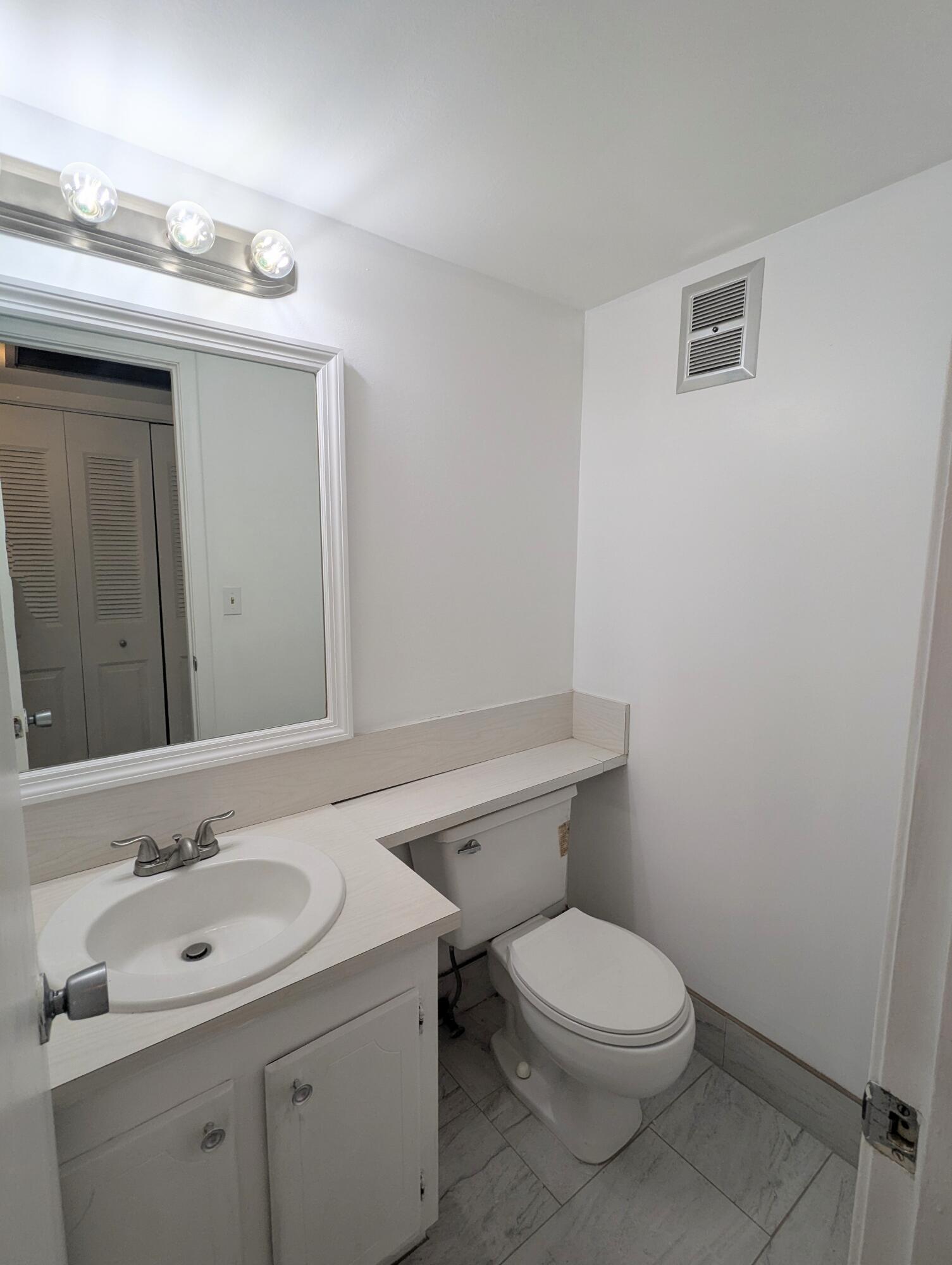 SHEFFIELD CONDOS A TO Q - Residential Lease