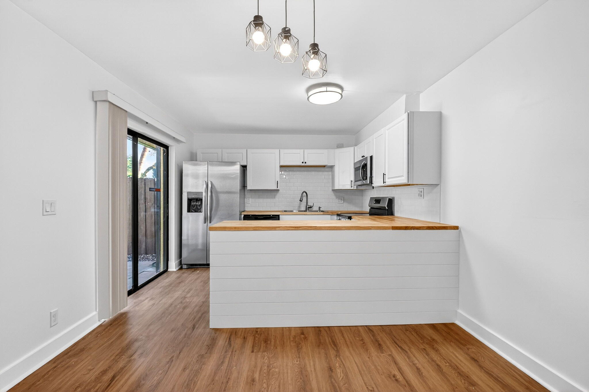 LAKEWOOD OF PALM SPRINGS - Residential