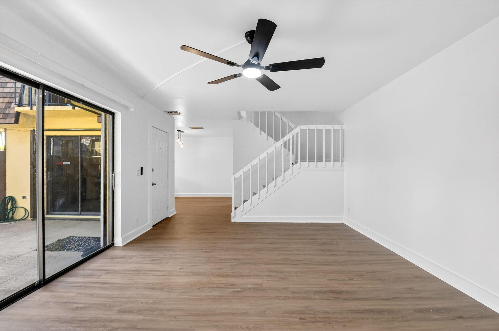 LAKEWOOD OF PALM SPRINGS - Residential