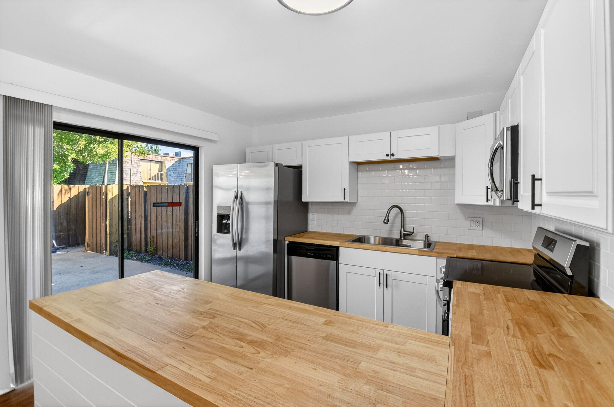 LAKEWOOD OF PALM SPRINGS - Residential