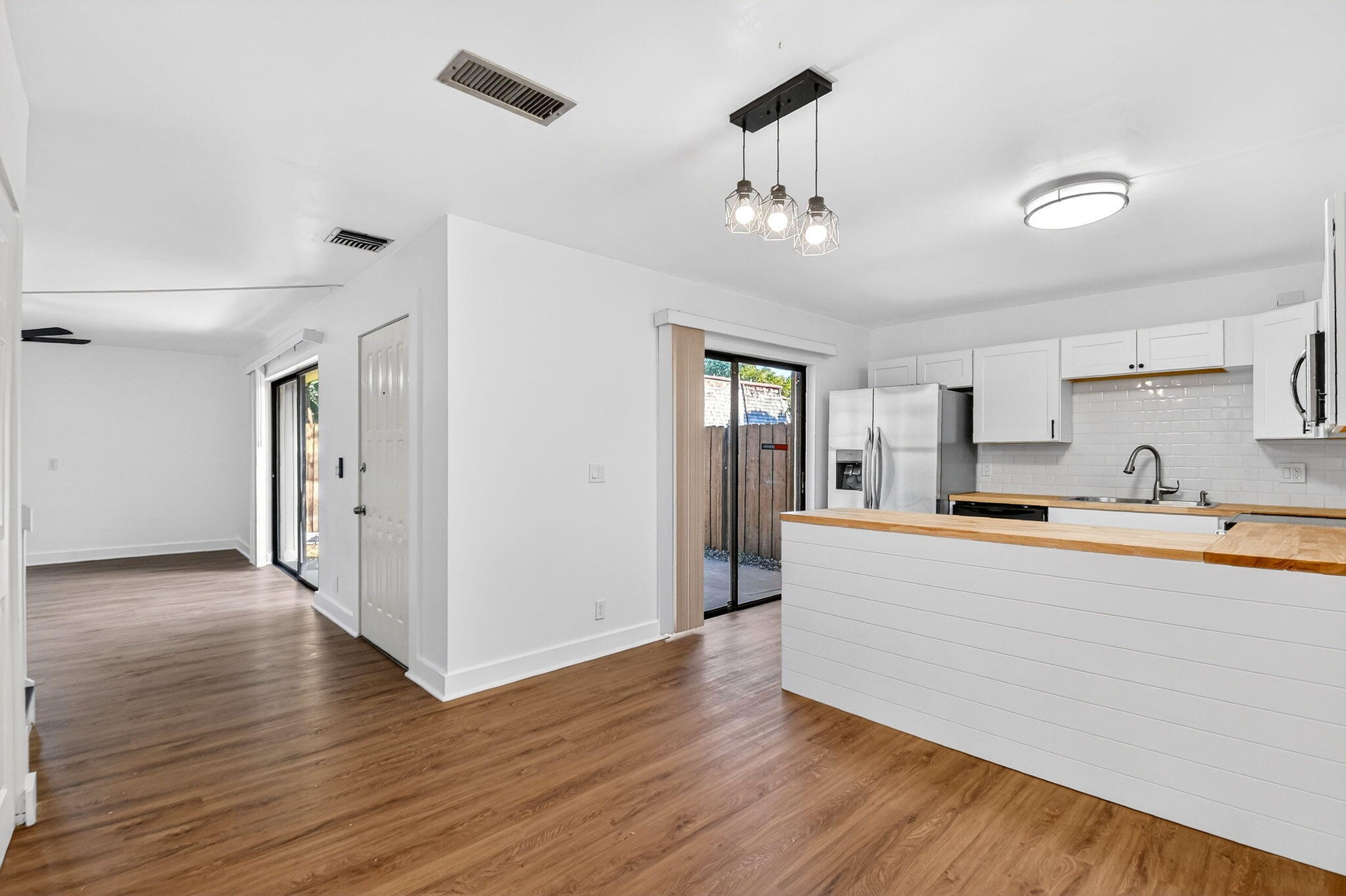 LAKEWOOD OF PALM SPRINGS - Residential