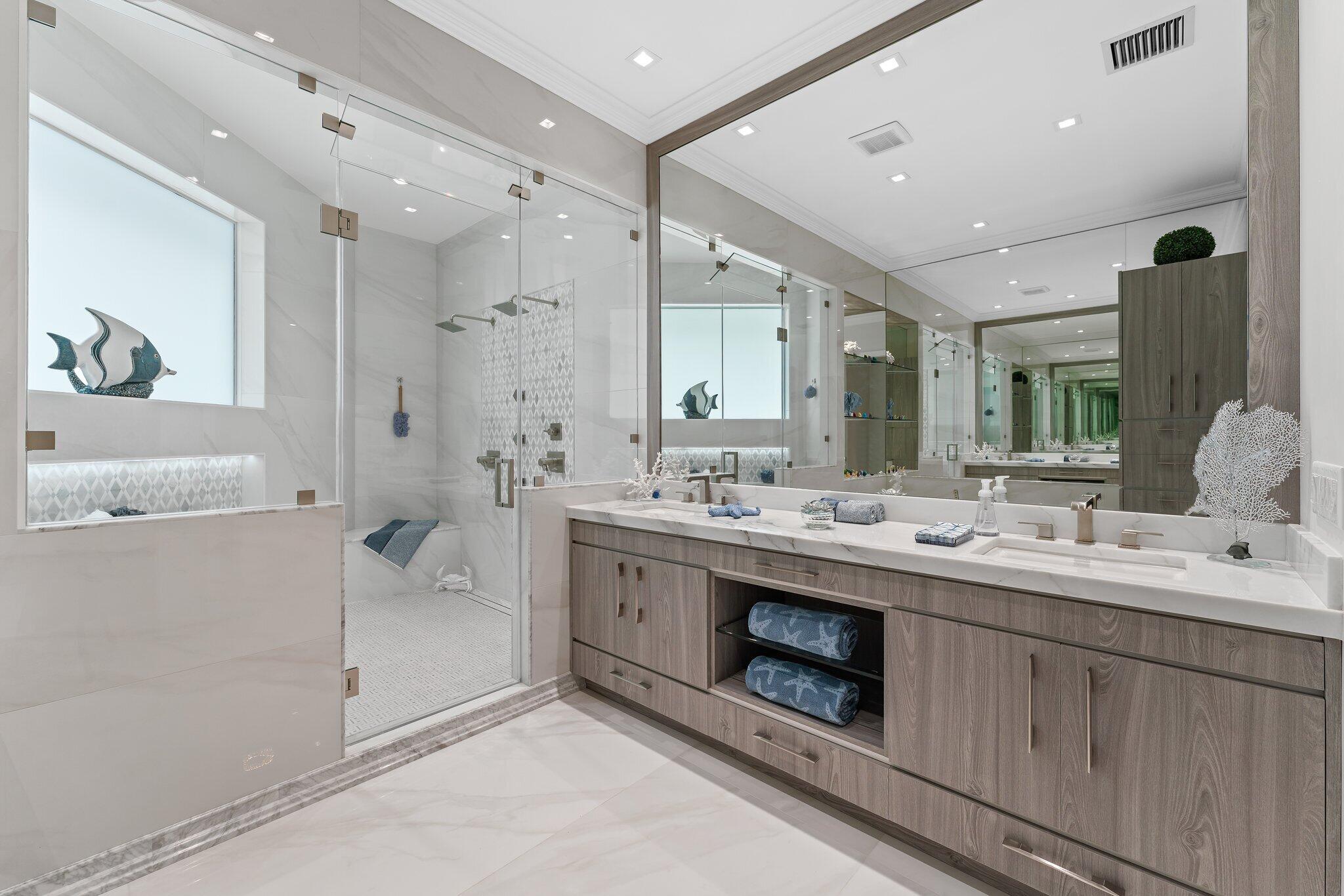 PALM BEACH COUNTRY ESTATES - Residential