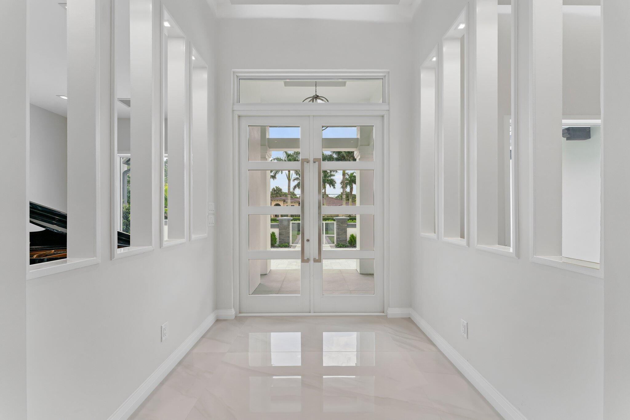 PALM BEACH COUNTRY ESTATES - Residential
