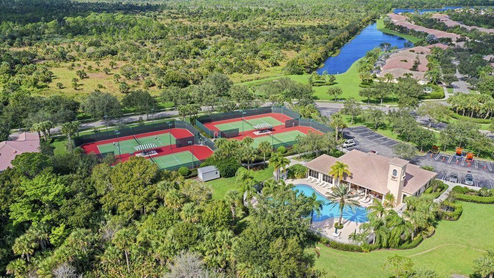 THE RETREAT - Residential