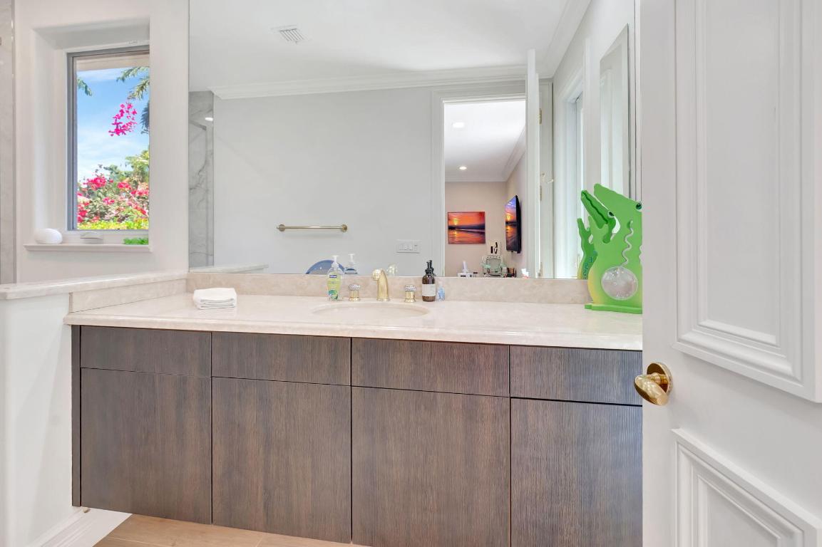 ST ANDREWS COUNTRY CLUB - Residential