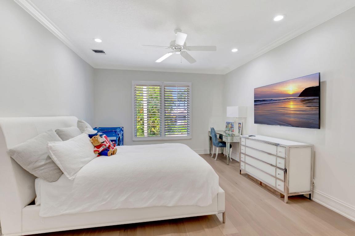 ST ANDREWS COUNTRY CLUB - Residential