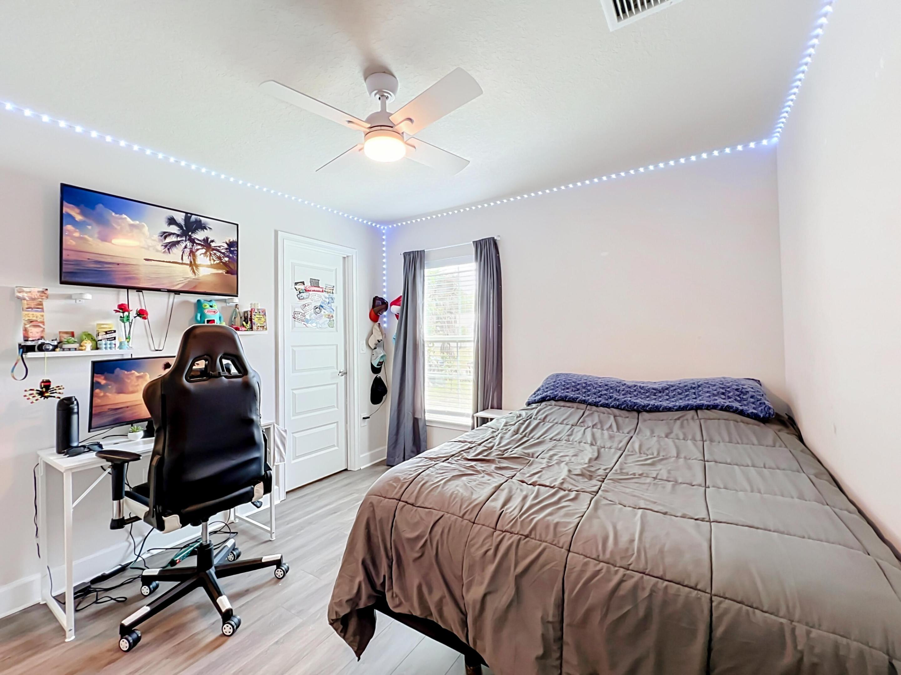 SEBASTIAN HIGHLANDS UNIT 11 - Residential