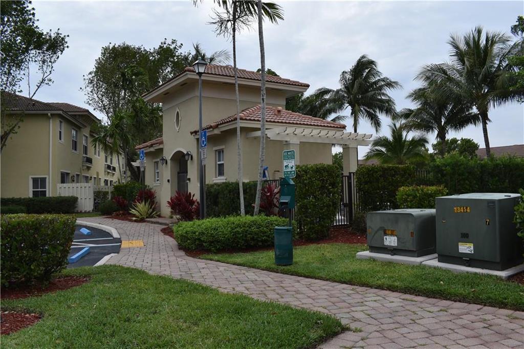 TUSCAN VILLAS CONDO - Residential Lease