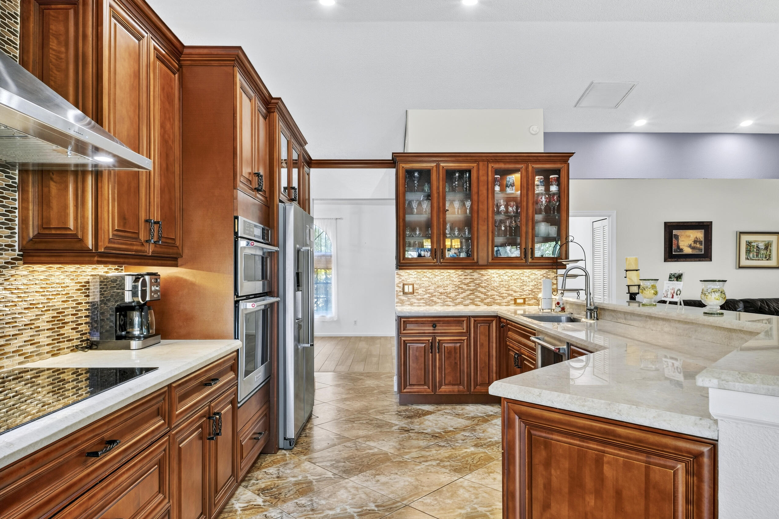 WEST GLEN - Residential