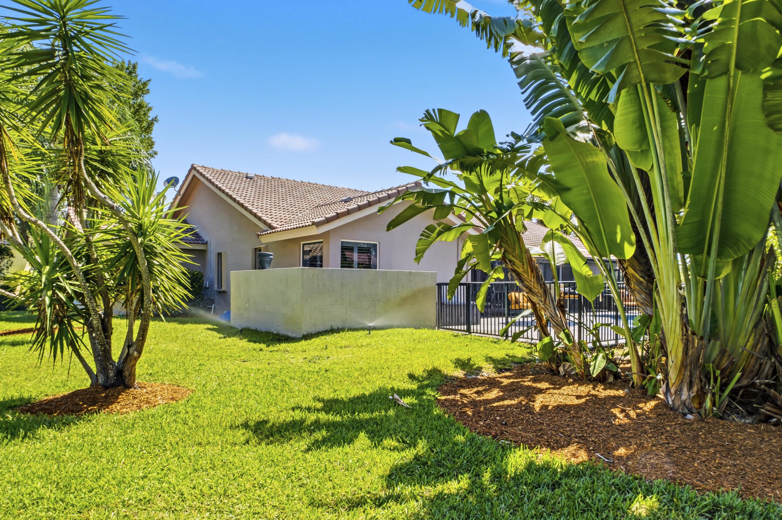 WEST GLEN - Residential