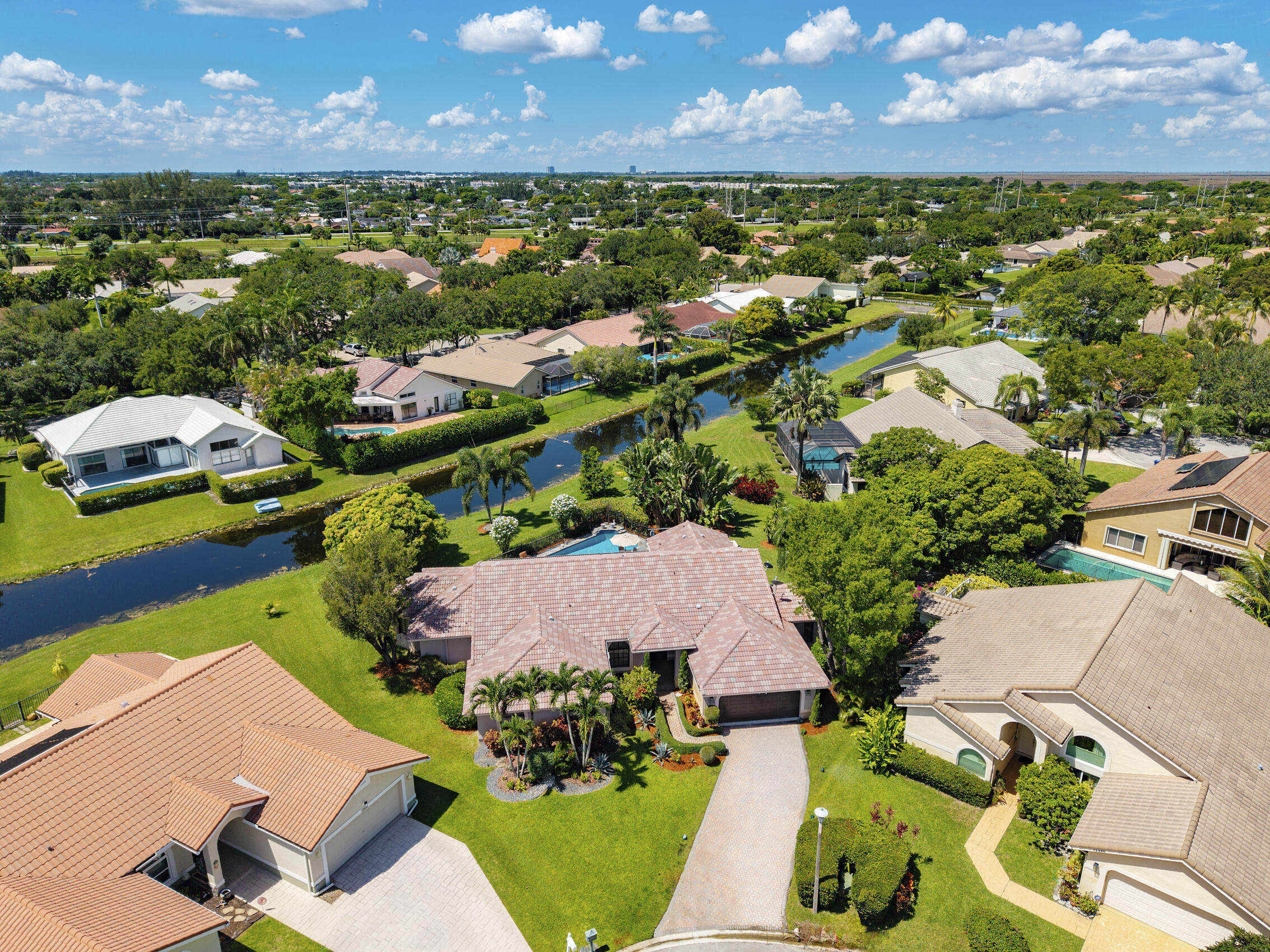 WEST GLEN - Residential