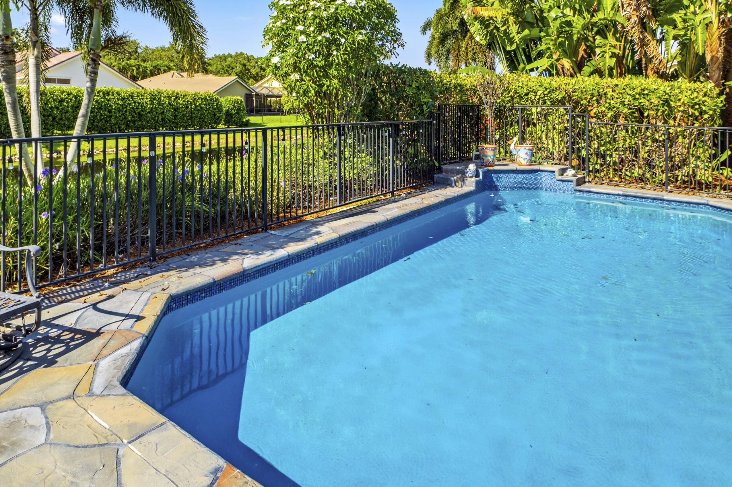 WEST GLEN - Residential