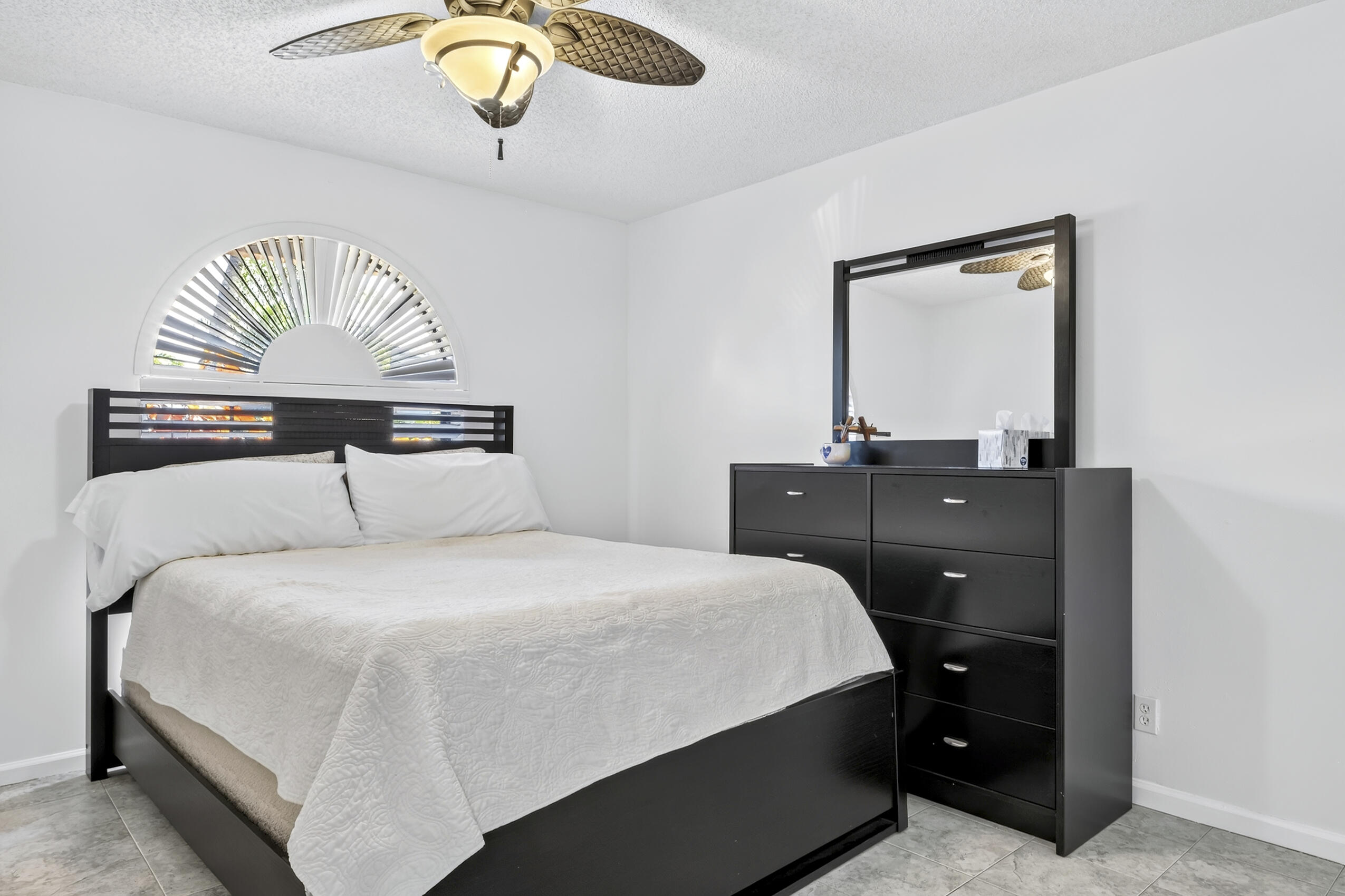 WEST GLEN - Residential