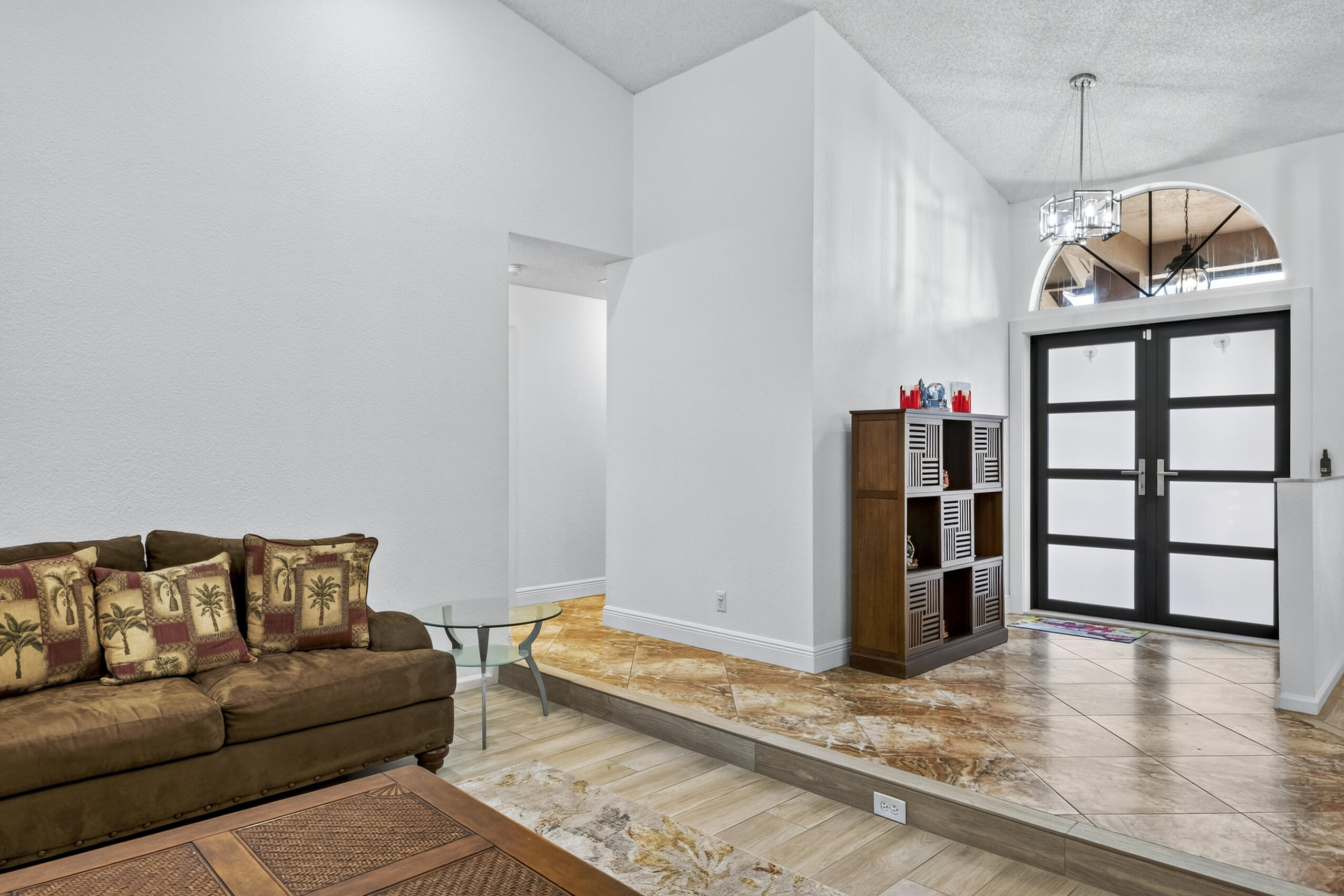 WEST GLEN - Residential